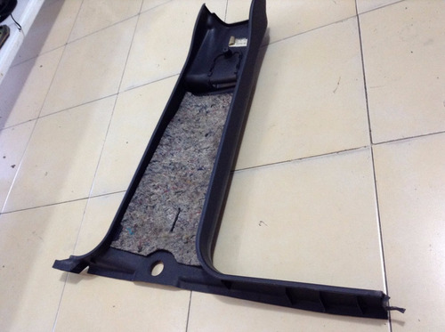 Plastico Interior Poste Trasero Izquierdo Cherokee 99-04 Oem