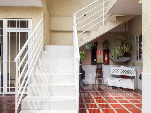 Imagen 3 de 11 de Apartamento En La Candelaria, Alquiler