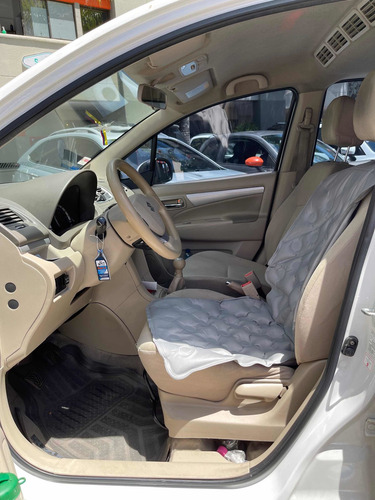 Imagen 7 de 10 de Suzuki Ertiga 1.4 Mpv 2018