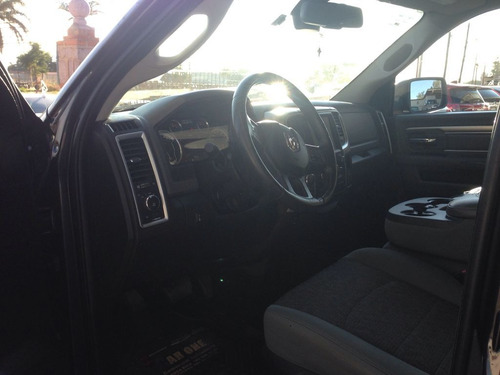 Imagen 13 de 15 de Dodge Ram 1500 Crew/cab 4x4 V6 Aut 2016 Azul Acero