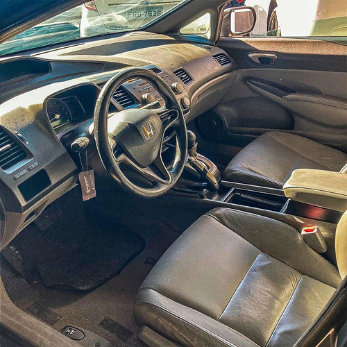 Imagem 10 de 13 de Honda Civic