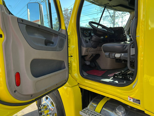 Freightliner, Cascadia 2017 Torton 6x4 Nacional Chasis