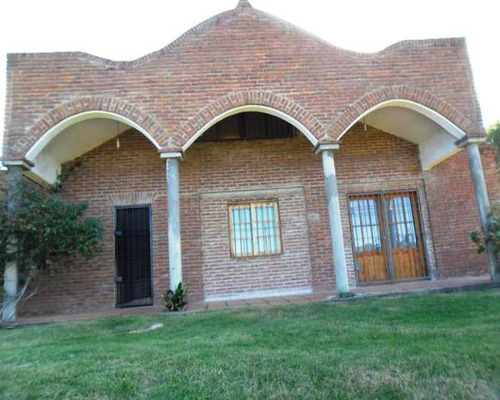 Casa En Venta En Las Grutas