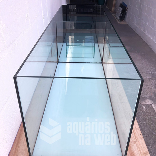 Imagem 5 de 10 de Aquário 140x40x40 8mm Com Divisória Interna Bean Animal