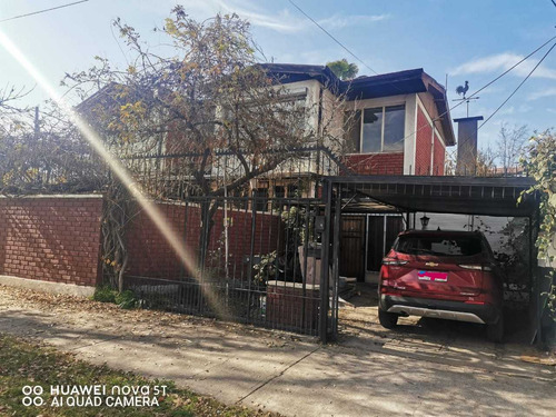Se Vende Casa En Ñuñoa De 210m2,4d,3b,2e (101315)