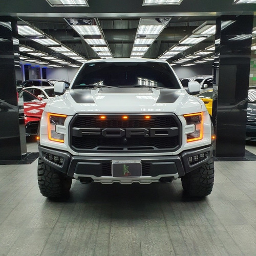 Imagen 2 de 9 de Ford Raptor 4 Puertas