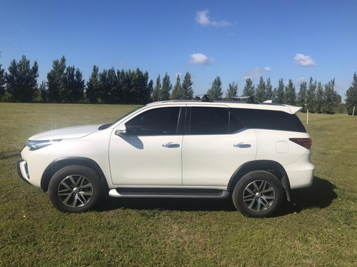 Toyota Sw4 2.8 Srx 177cv 4x4 7as At 2017