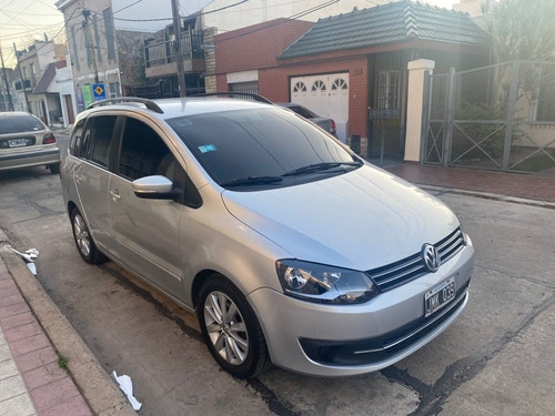 Imagen 3 de 13 de Volkswagen Suran 2010 1.6 Trendline 11b