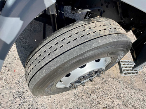 Imagem 11 de 24 de Volkswagen 17-180 Chassis Pneus Bons