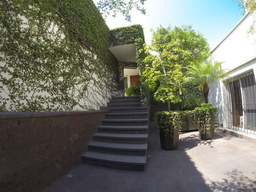 Casa De Lujo De Una Planta En Providencia