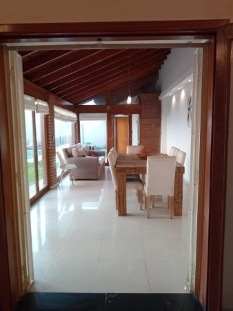 Imagen 9 de 30 de Casa Excelente Permuta Por Propiedades Más Chicas En La Zona