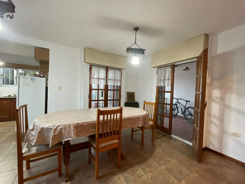 Venta Casa 4 Dormitorios Villa Allende Con Cochera