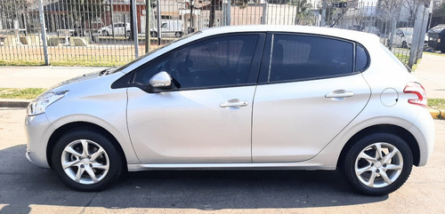 Imagen 2 de 11 de Peugeot 208 Allure 1.5 N Touchcreen Año 2016