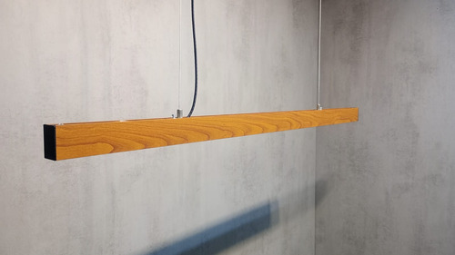 Colgante Lineal Led Símil Madera. 114cm Símil Madera. Luz Neutra