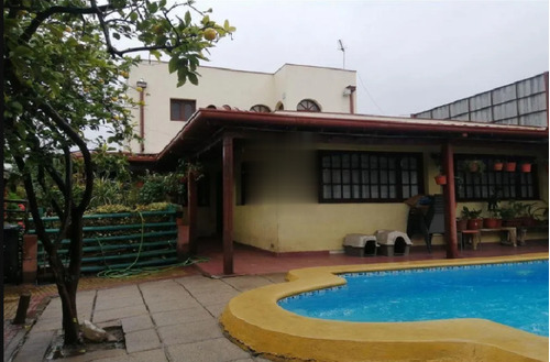 Casa Venta 176 + 348 Mt2 De 4d-3b Metro Lo Ovalle San Mi