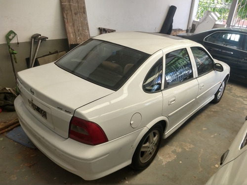 Chevrolet Vectra 2.2 Gls Abs 2001 Gnc
