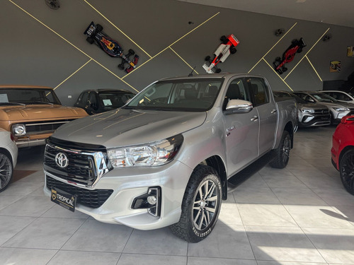 Toyota Hilux 2.7 SRV 4X4 CD 16V FLEX 4P AUTOMÁTICO