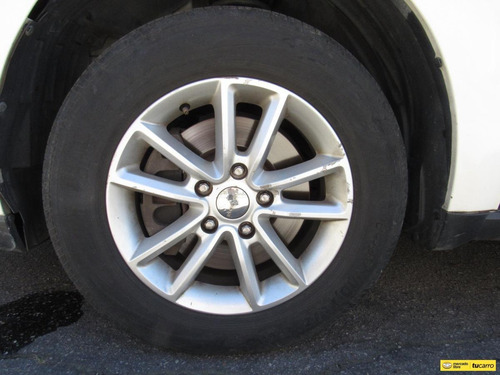 Imagen 18 de 25 de Dodge Journey 2.4 Sxt
