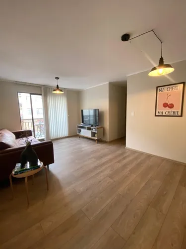 Se Arrienda Moderno Departamento Y Con Excelente Ubicación