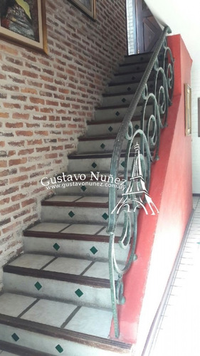 Casa En Piriã¡polis, 3 Dormitorios *- Ref: 2884
