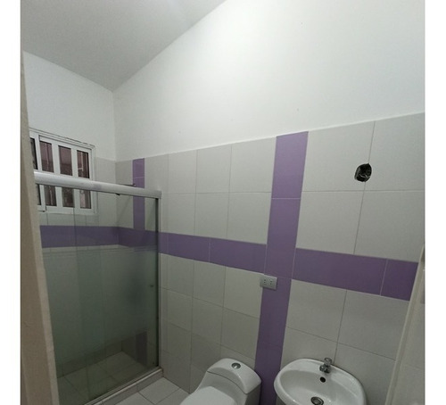 Imagen 12 de 30 de Casa En Venta En Urb. El Trigal Valencia Cod: Lemc-463