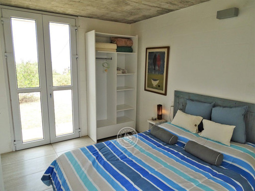 Rosa De La Viuda - Casa B En Punta Del Diablo