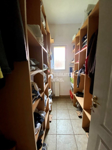 Se Alquila Casa En El Barrio La Escondida, Tigre, 5 Habitaciones Y Piscina!!!