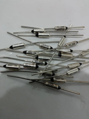 Imagen 2 de 2 de Kit (3) Fusible Térmico De 240º C 15a 250vac