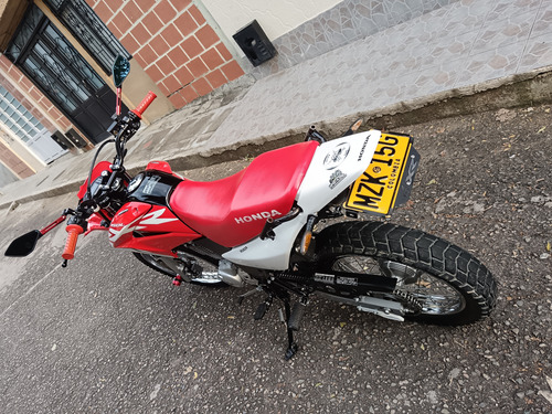Moto Honda Xr 150.modelo 2024,modificada,
