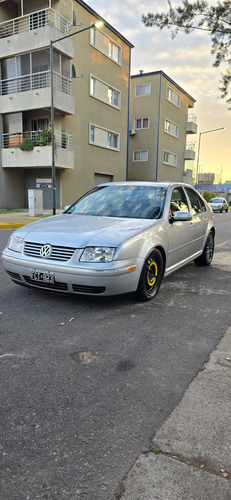 Volkswagen Bora 1.8 T Highline Cu