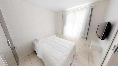 Imagem 9 de 18 de Apartamento Diferenciado Com Piscina E Churrasqueira A Carvã - 206040