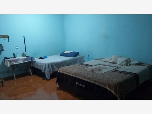 Imagen 1 de 12 de Casa Sola En Venta 10 De Abril