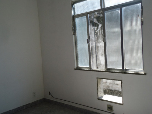Imagem 17 de 22 de Vende Prédio Com Loja Terreo, Quatro Apartamento De 1 Quarto E Uma Quitinete Na Rua Cacique, Centro De Nova Iguaçu. - Lj00018 - 32893218