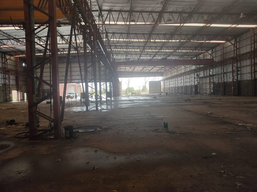 Imagen 3 de 9 de Alquiler Galpón 6500m2 En Fátima, Pilar