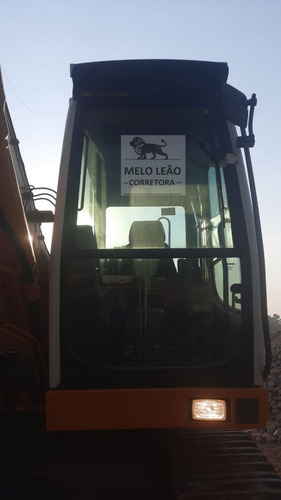 Escavadeira Liebherr R-944 C - Ano 2013 - Com 5.200 Horas