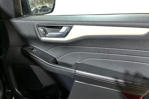 Ford Escape (IN) 2.0 TITANIUM ECOBOOST AT 4X4