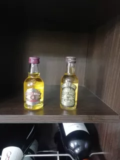 Botellita De Whisky Chivas Regalo Premium 12 Años