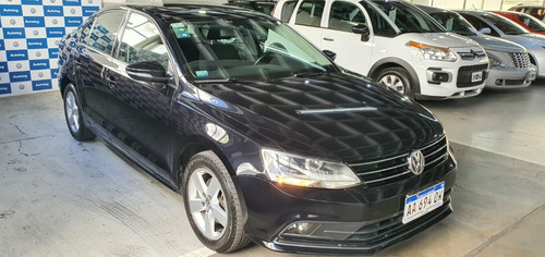 Imagen 3 de 12 de Volkswagen Vento 2.5 Advance Plus 2016 Mz