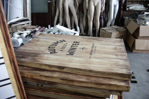 Cartel Pizarra Pizarrón Comercial Letras Madera 140x90cms (Usado)