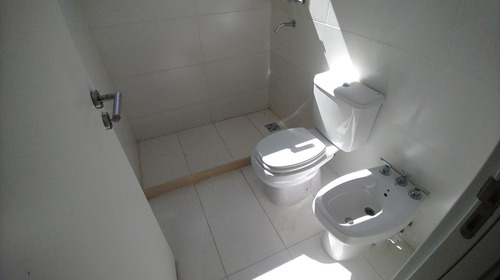 Venta Casa De 2 Dormitorios En Ecovida, Villa Amelia