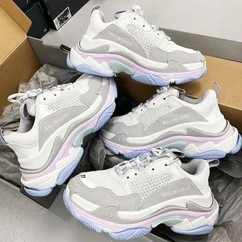 Zapatos Balenciaga Triple S - Pastel | MercadoLibre