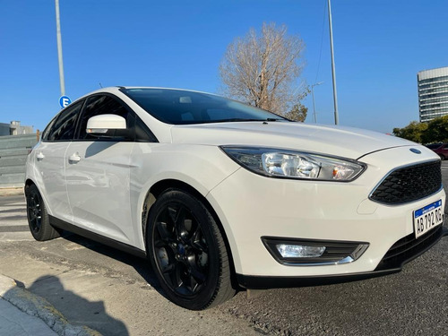 Imagen 6 de 11 de Ford Focus Iii 2.0 Se Plus At6 2017