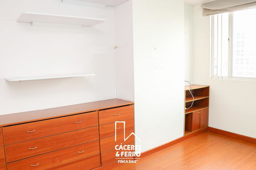 Imagen 15 de 25 de Se Vende Apto Duplez Ext. 8vo. Piso Santa Barbara Central -5-