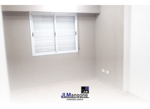 Imagen 4 de 8 de Departamento 3 Ambientes Con Cochera