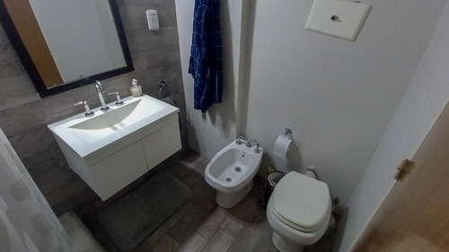 Imagen 12 de 14 de Venta - V. Urquiza, 3 Ambientes, Cfte, Balcón Corrido.