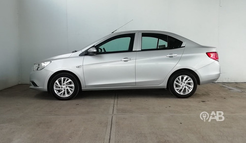Imagen 3 de 10 de Chevrolet Aveo 2018 1.5 Ltz At