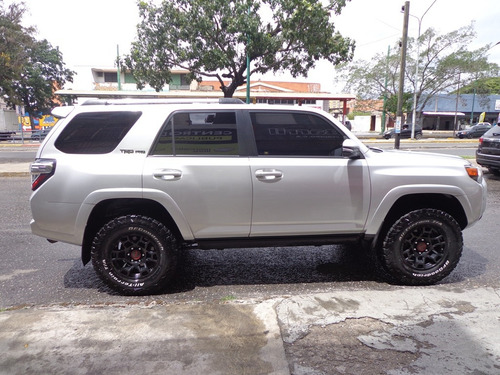 Toyota 4runner Sport Wagon Importada 2018
