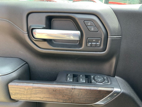 GMC Sierra 6.2 Denali Dvd At