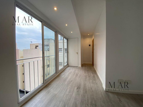 Imagen 5 de 17 de Departamento En Venta 2 Amb. Billinghurts Y Charcas. Super Luminoso. Piso Alto