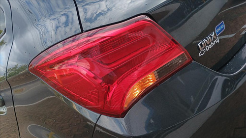 Chevrolet Onix 1.4 MPFI LTZ 8V FLEX 4P MANUAL
